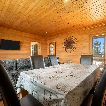 Casa Roger I Clara Els Muntells