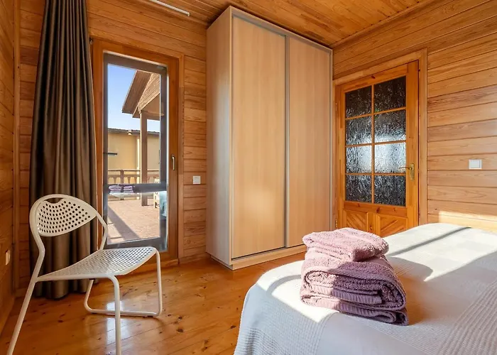 Casa Roger I Clara Els Muntells